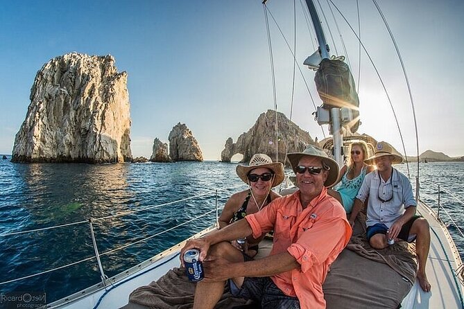 Luxury Sailboat Tour at Sunset in Los Cabos + Snacks + Premium Drinks - From marina check-in to the Cabo Arch: the rhythm of the evening