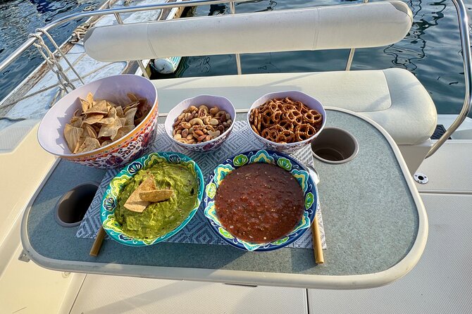 Luxury Yacht Charter and Arch Tour in Cabo San Lucas - Lovers Beach and the Sea Lion Colony: Where Wildlife Time Fits In