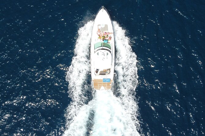 Luxury yacht for private tour EN Cabo San Lucas - Stop 2: Playa de los Amantes and its beach view