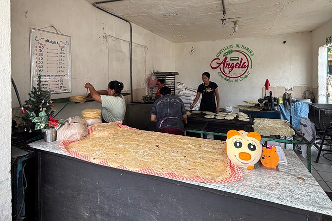 Market Tour in San José del Cabo, Eat and Learn - Stop 2: Moving through San José del Cabo’s other markets