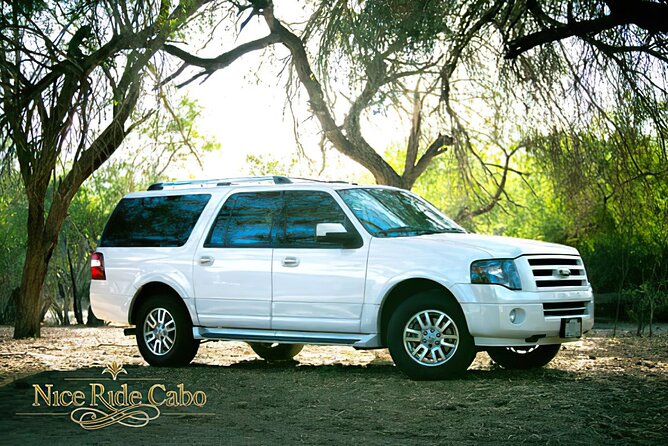 Private Airport Transfer to Cabo Zone 3 - Finding Your Nice Ride Cabo Driver Right Outside Los Cabos Airport