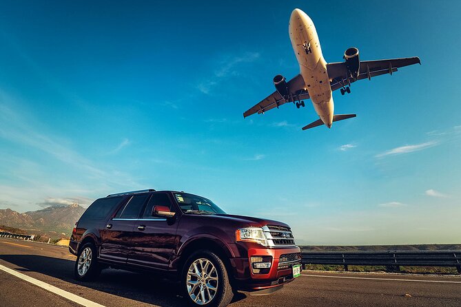Private Airport Transfer to Cabo Zone 3 - Flight Tracking: Why Your Pickup Time Stays Reasonable