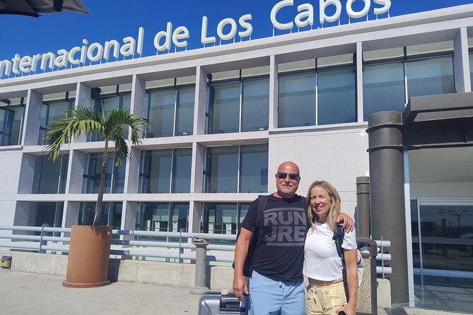 Private Airport Trip to Cabo San Lucas Hotels RT - Included perks: bottled water, GST, and adult alcohol