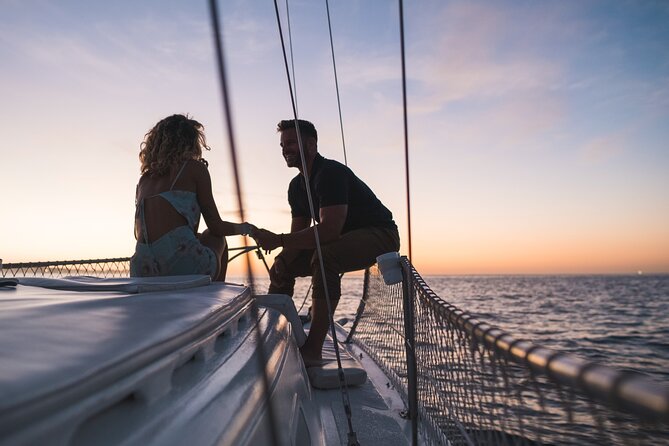 Private Cabo San Lucas Sunset Cruise on 33´ sailboat - Getting Started At Cabo Sails (And Why Location Matters)