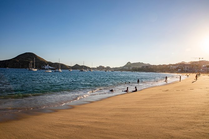 Private Day Trip to San José & Cabo San Lucas - Plaza Mijares in San José del Cabo: short stop, smart photo ops