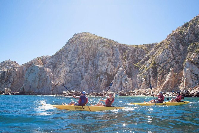 Private Los Cabos Arch & Playa del Amor tour by Glass bottom kayak - El Arco de Cabo San Lucas: paddling right up to the iconic rock