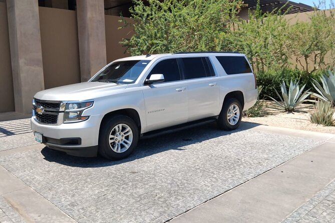 Private RoundTrip from Airport to Hotels to Cabo San Lucas Zone 3 - Driver Personality: Friendly, Funny, and Ready to Help