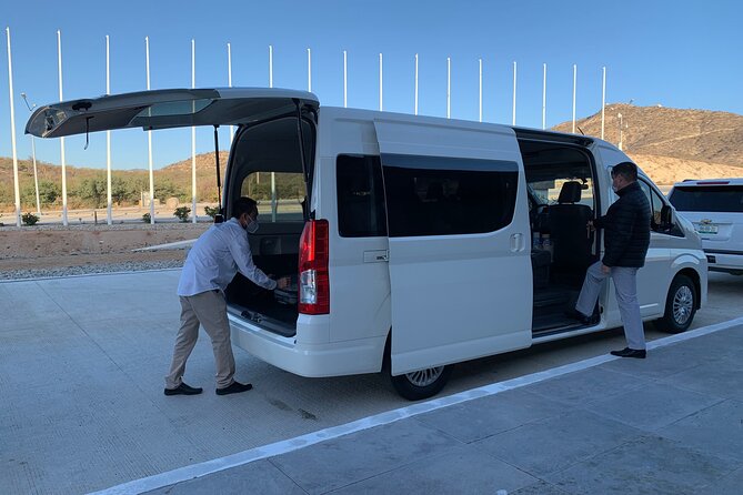 Private Roundtrip Transfer from Los Cabos Airport - Pickup at SJD Airport: the exact path to find your driver