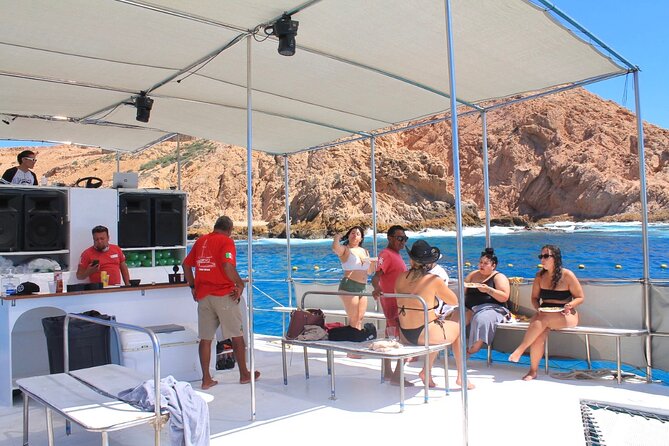 Private Snorkeling Boat Cruise - Drinks and lunch: the onboard value boost