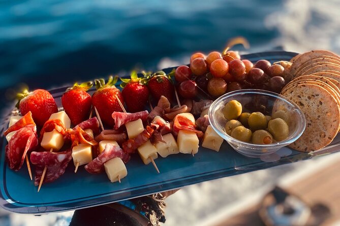 Private Sunset Cruise in San Jose del Cabo Appetizers,open bar - La Playita meeting point, 5 pm start, and how the timing works