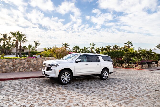 Private SUV Round-Trip from Airport to Hotels in the Corridor - Price and value: $167 per group, up to five, and when this wins