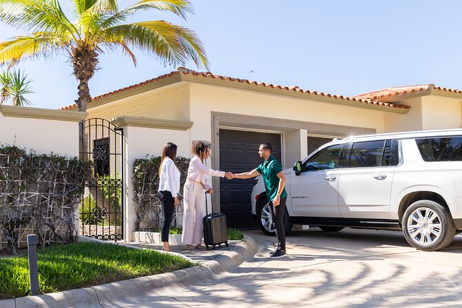 Private SUV Round-Trip from Airport to Hotels in Todos Santos - Door-to-door private SUV to Todos Santos