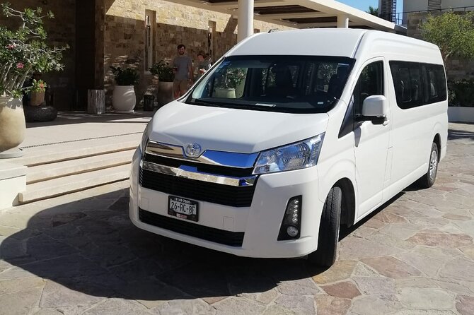 Private Transfer from Los Cabos Airport to Cabo San Lucas - Arriving With Zero Taxi Stress at Los Cabos Airport