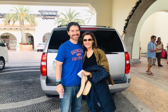 Private Transportation in cabo (Airport and City) - The Parts That Go Right, Like Communication and Driver Help