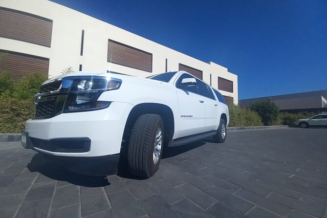 Prívate Transportation Service - Sun Pacific Transportation in Cabo: what private really feels like