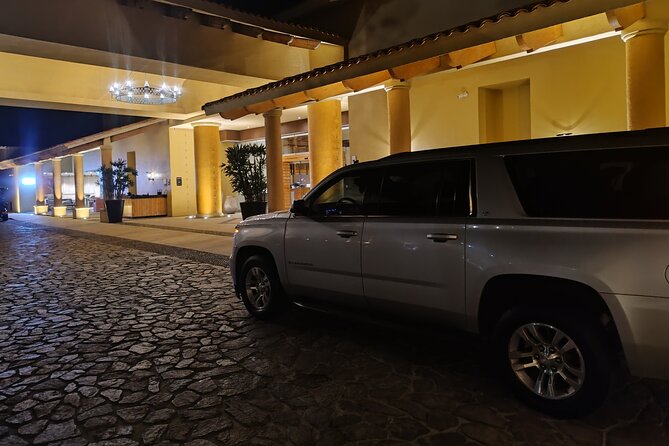 Private Trip From Airport to Tourist Corridor Round Trip - A store stop you can request in advance