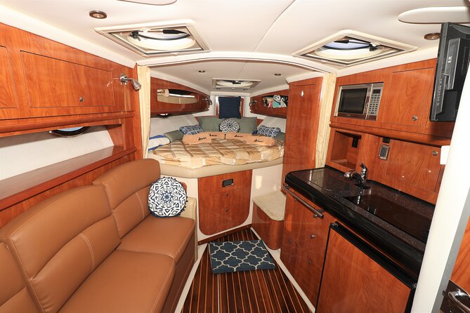 Private yacht charter for cruising & snorkeling in Cabo San Lucas - Why this private yacht charter works so well in Cabo