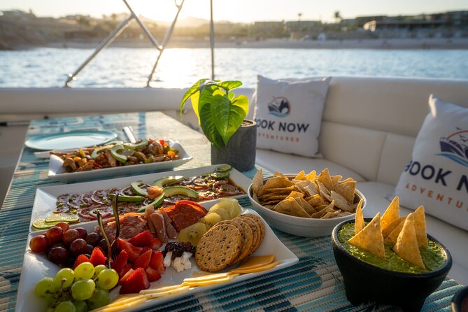 Private Yacht Cruise 4 Hour- Snorkeling & Paddle Boarding - Santa Maria Beach or Chileno Bay: your anchored hour for snorkeling and paddle boarding