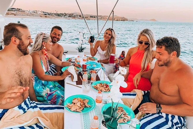 Private Yacht Cruise 4 Hour- Snorkeling & Paddle Boarding - Stop 1: Arch of Cabo San Lucas, sea lions and big-picture coastline views