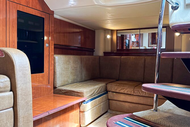 Private Yacht Sea Ray all-inclusive charter in Cabo - Crew service that actually changes your day