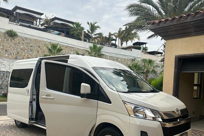 Reserve Arrival Cabo Airport SJD - Why a private SJD pickup beats airport chaos in Cabo