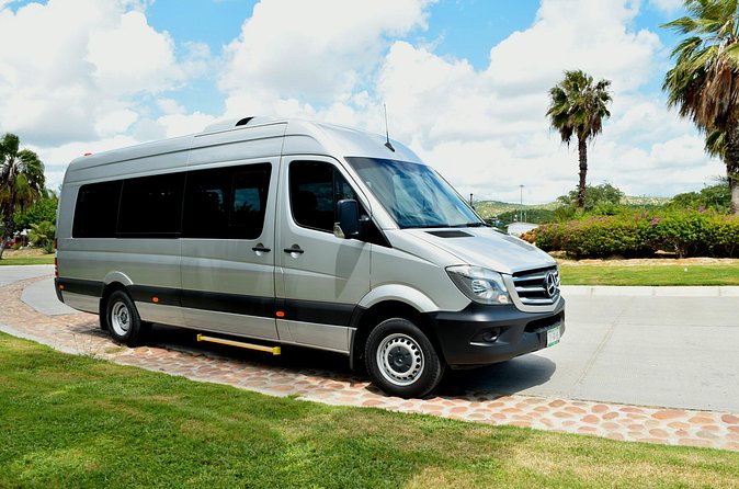 Roundtrip Private Airport Transportation - Roundtrip is the real value, because you pay for calm twice