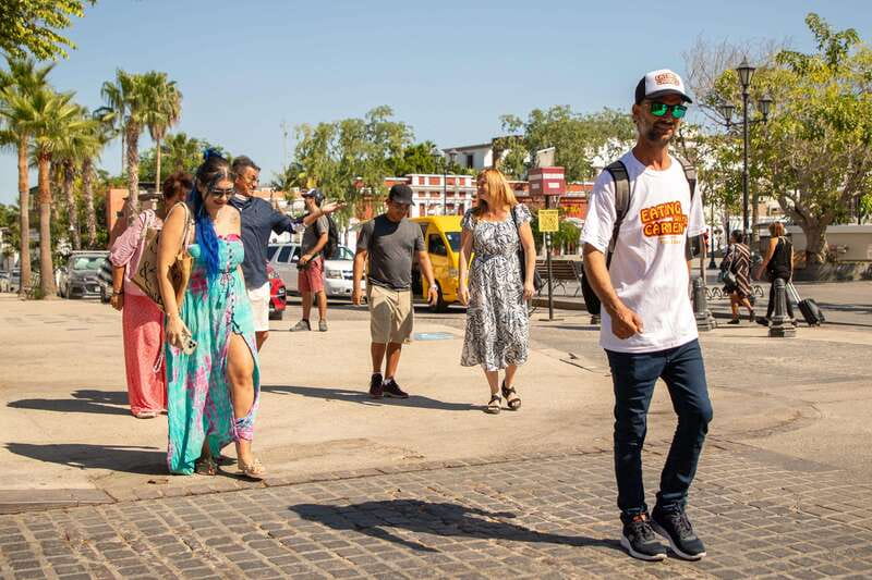 San Jose del Cabo: Guided Food Tour & Visit to Local Market - Starting at Plaza Central and Finding the San Jose del Cabo Letters