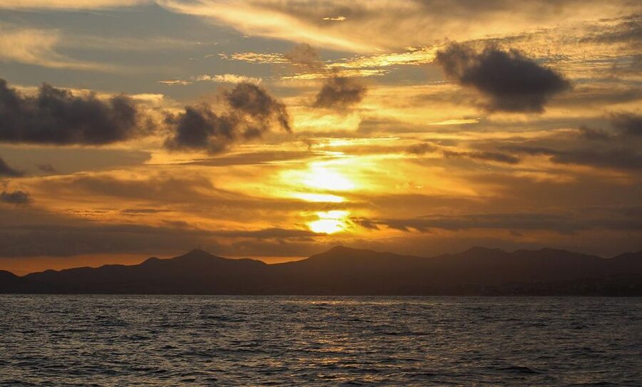 San Jose del Cabo Sunset Whale Watching - Hydrophone Listening: A Way to Hear What You See