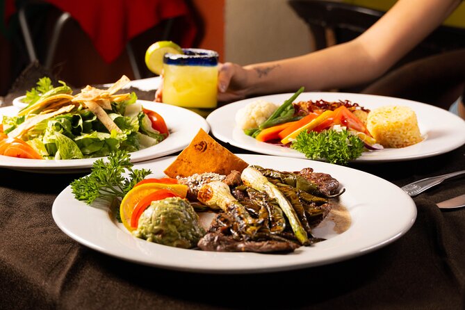 San Jose Deluxe tour, Art, Charm and dinner . - San Jose del Cabo after 5:00 PM, the smart 3.5-hour format