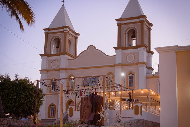 San Jose Deluxe tour, Art, Charm and dinner . - La Playita: old fishing village character with new development in view