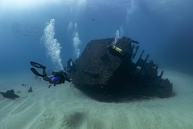 Scuba Diving - Choosing Your Route: Pelikan Rock and Land’s End, or Santa Maria and Chileno