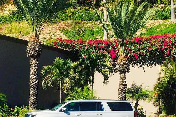 services transportation, airport transportation in los cabos, Private shuttles - Bilingual driver support in English and Spanish, and what it’s good for
