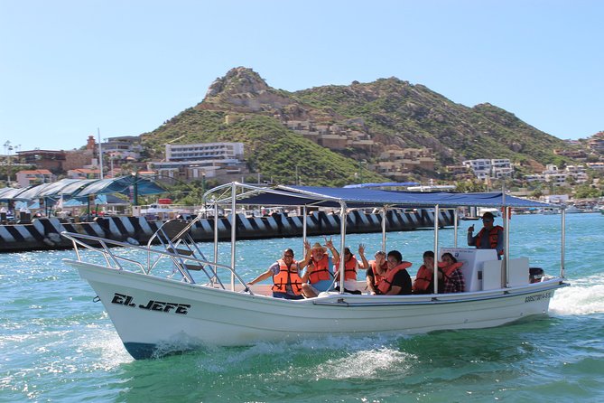 Shared ride to the arch of Cabo San Lucas - The Boat Ride to the Arch: Comfort, Music, and Real-World Sea Conditions