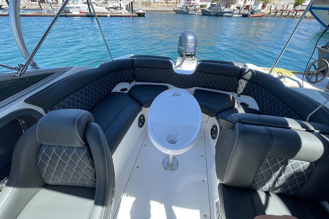 Small boat rental in cabo - Yamaha 28ft. - Price and value: $350 for up to 6 is the big idea