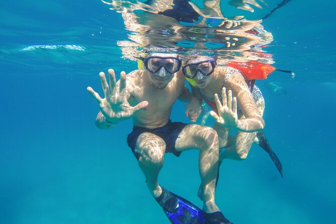 Snorkel in Luxury Sailing Boat + Food and Premium drink! - Small group sailing, captain energy, and a friendly crew
