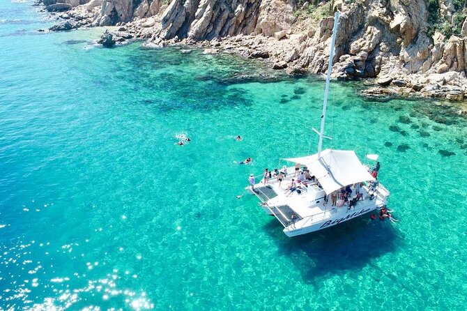 Snorkel Tour in private Trimarán in Los Cabos - Key highlights
