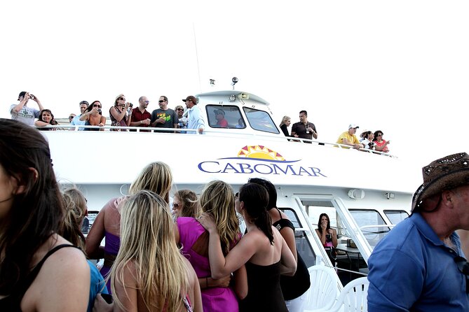 Tacos buffet & Open Bar Cruise! Los Cabos Round Transportation - The open bar: how to plan what to drink on a boat