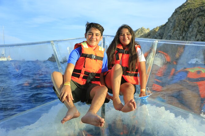Tours in Cabo, Paseo al Arco and Fin de la Tierra in the only Clear Boat - Value check: is $38.11 worth it for 40 to 50 minutes?