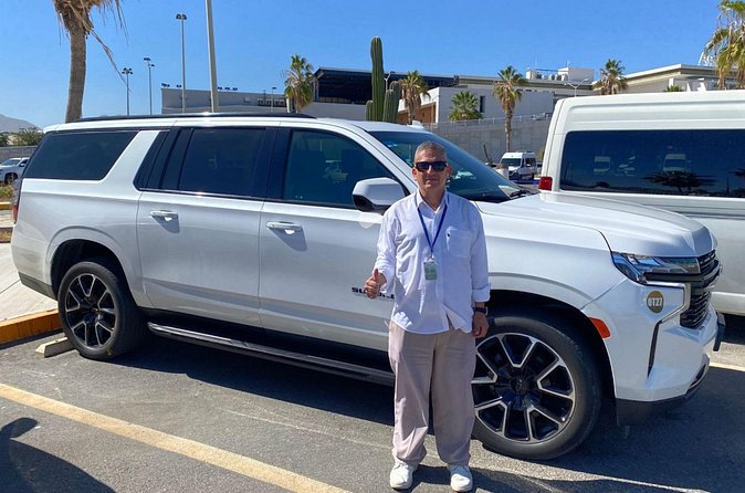 Transportation from SJD Airport to Hotels in Cabo San Lucas - Communication and Timing: Why Flight Tracking Is Worth Paying Attention To