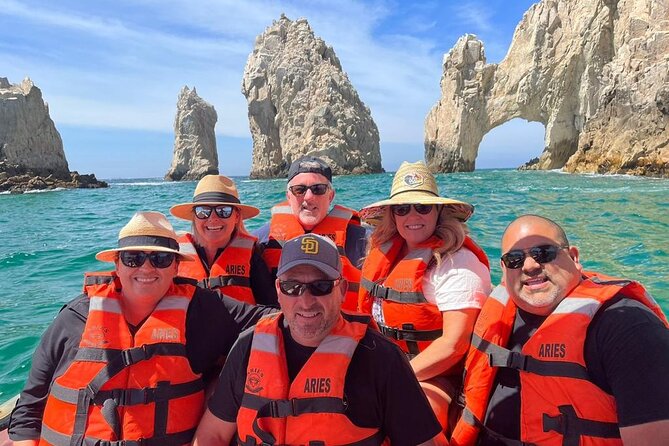 Water Taxi to the Arch of Cabo San Lucas with Transportation - Quick hits before you go