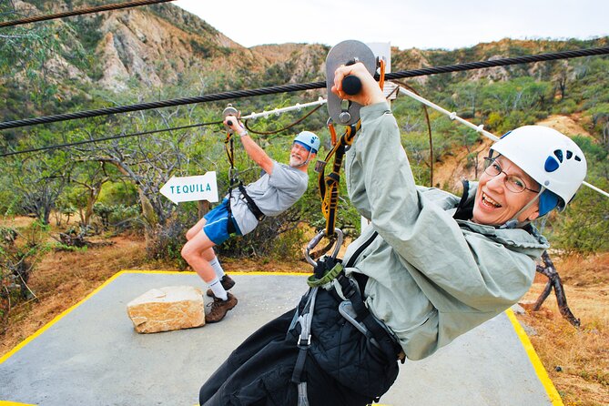 Zipline Extreme at Canopy Costa Azul: suspension bridge, rappel and ziplines - Quick highlights you will actually feel