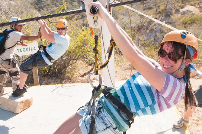 Zipline Extreme at Canopy Costa Azul: suspension bridge, rappel and ziplines - The snack bar and margaritas moment (and what to expect)